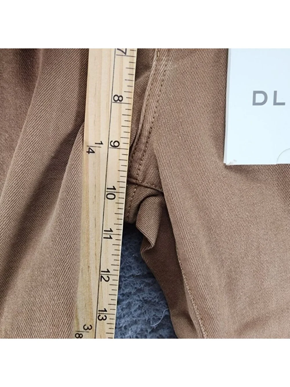 DL1961 size mens